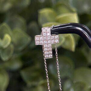 💕🎶14K White Gold Natural Diamond Cross Pendant Necklace🎶💕🦋 Reposh 💕🦋